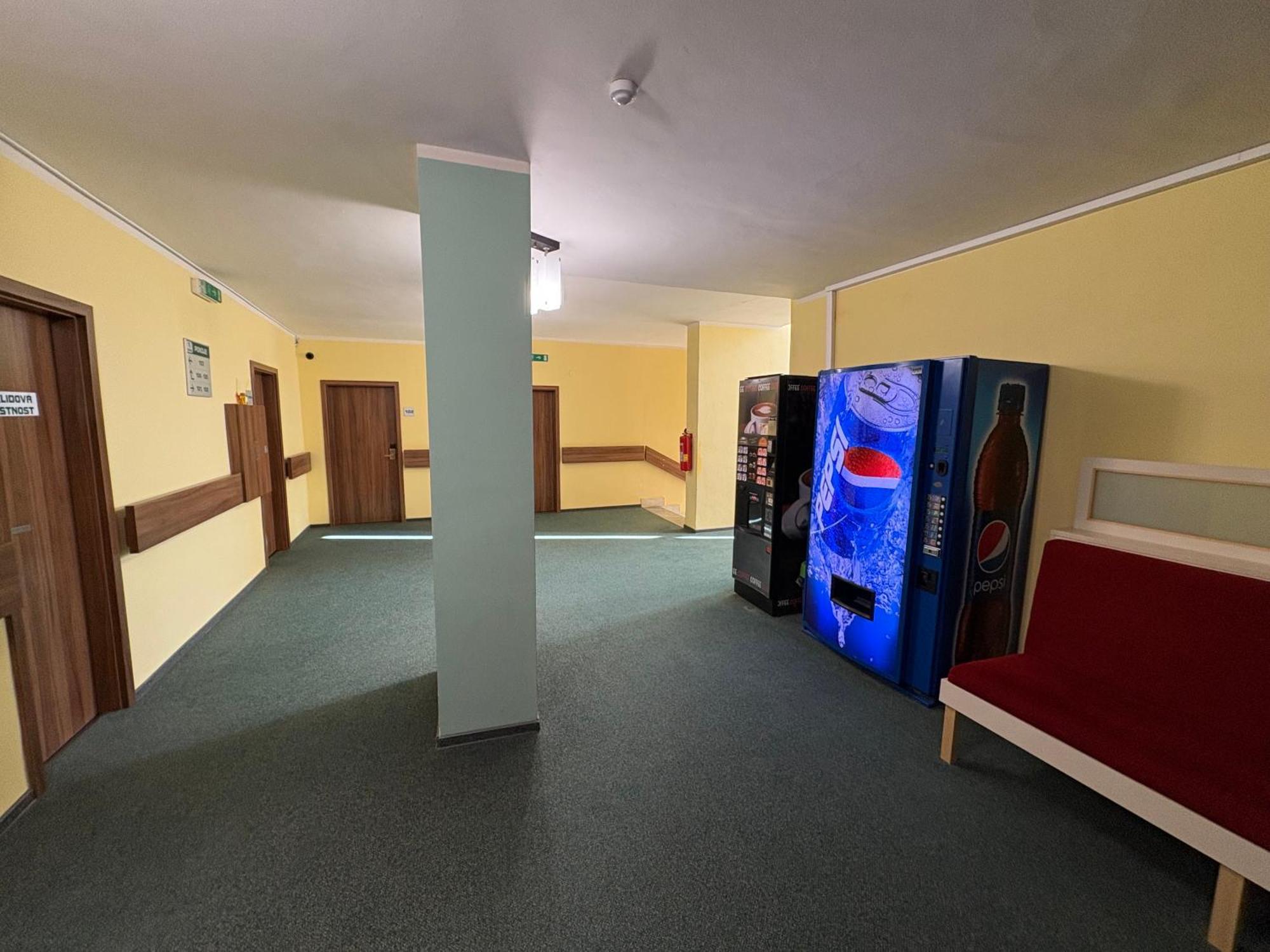 Hotel Opera Jaromerice nad Rokytnou Ngoại thất bức ảnh